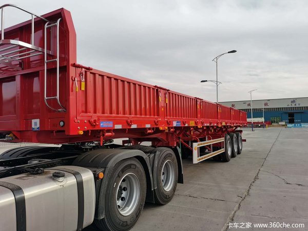 13米标厢侧反自卸半挂车图片
