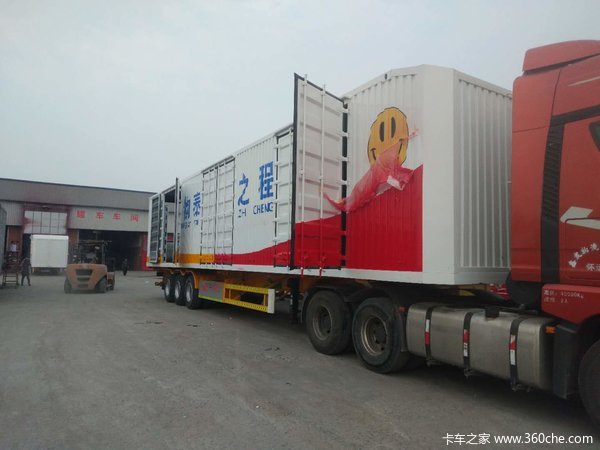 集装箱运输半挂车集装箱式半挂车图片