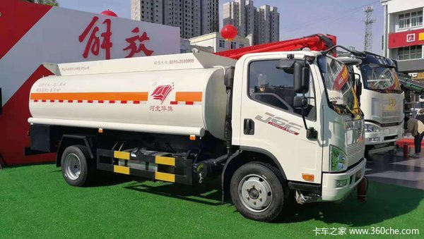 10立方解放J6F加油车罐式半挂车图片