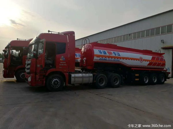 液碱罐罐式半挂车图片