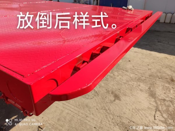 13.75*3前后等宽全套带证八万元低平板半挂车图片