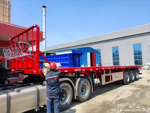 13米2.55米平板运输半挂车支持分期平板式半挂车图片