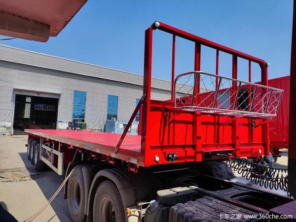 13米2.55米平板运输半挂车支持分期平板式半挂车图片