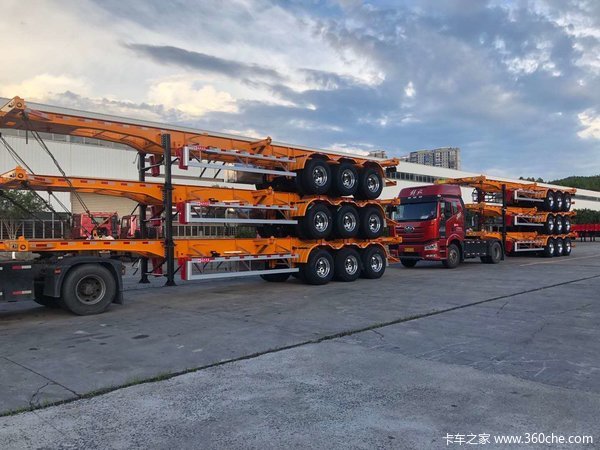 湖南长沙半挂车厂家，各种车型支持分期付款。骨架式集装箱半挂车图片