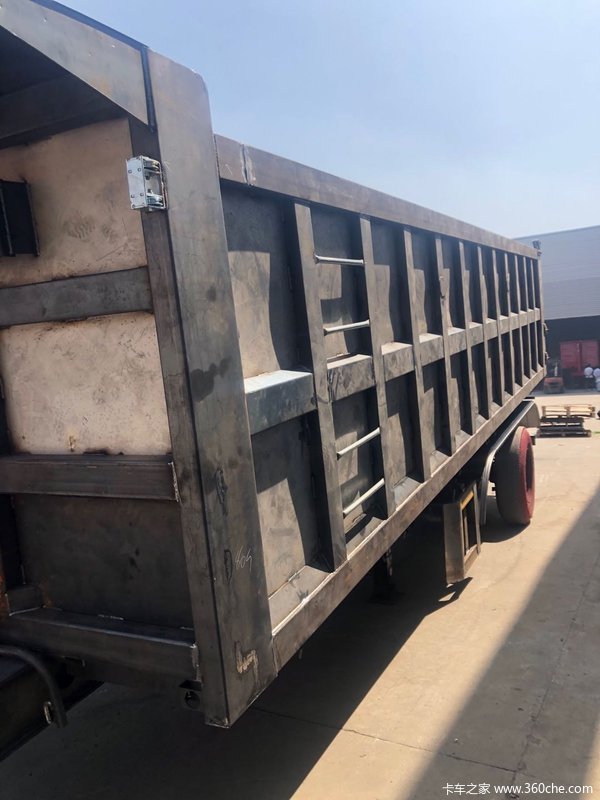 9米一体后翻厢高1.6米不改型带户销售自卸半挂车图片