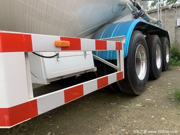 中集凌宇半挂车罐式半挂车图片