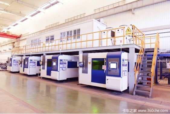 中集13米鹅颈仓栅半挂（中集车辆厂家直营）仓栅式半挂车图片