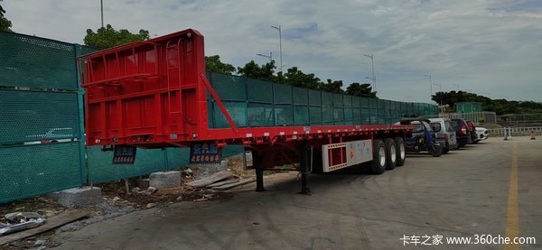 东旭挂车13米平板挂车能上叉车能分期付款自重6吨5平板式半挂车图片