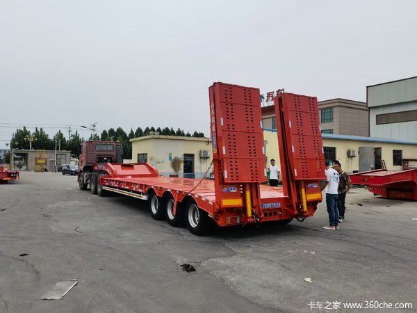 车辆运输半挂车轿运车图片